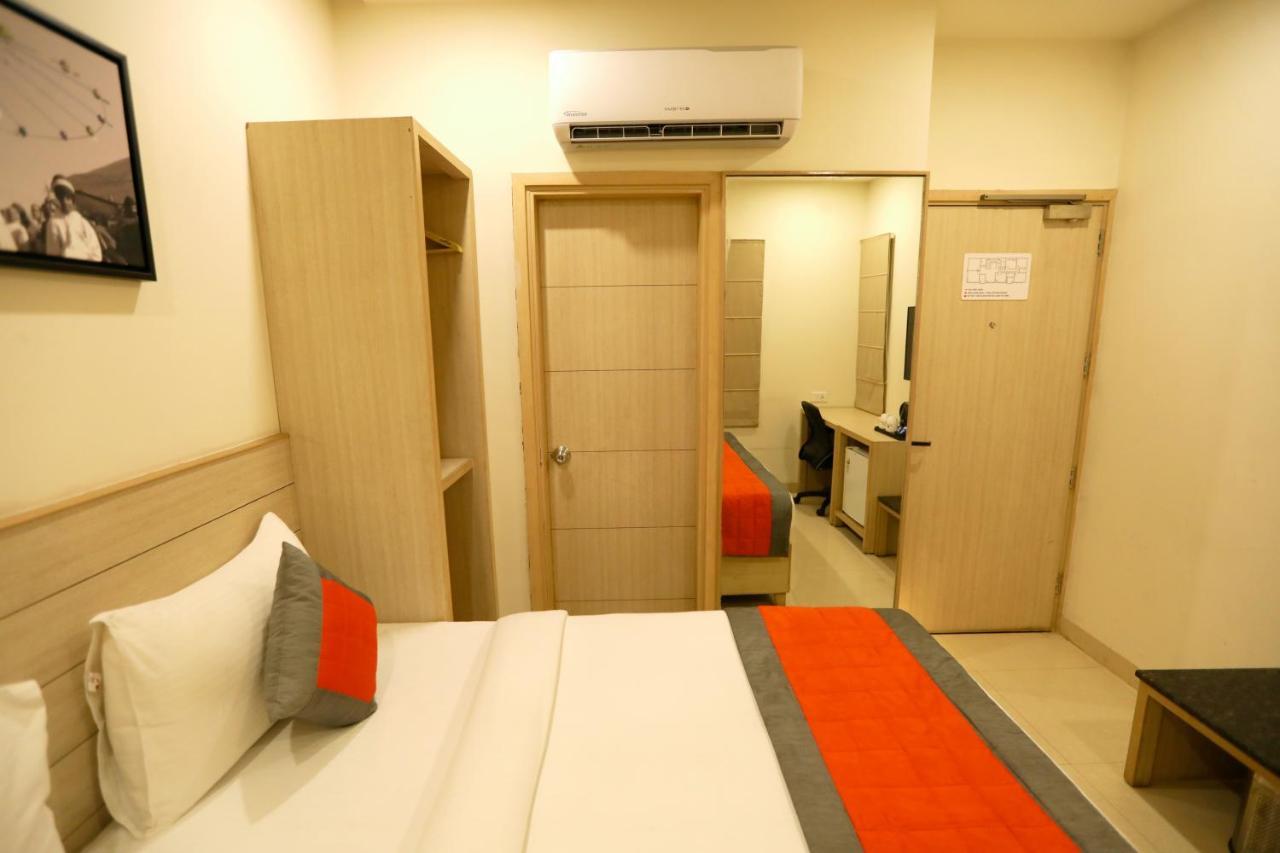 Sagar Hotel Amritsar Exteriör bild