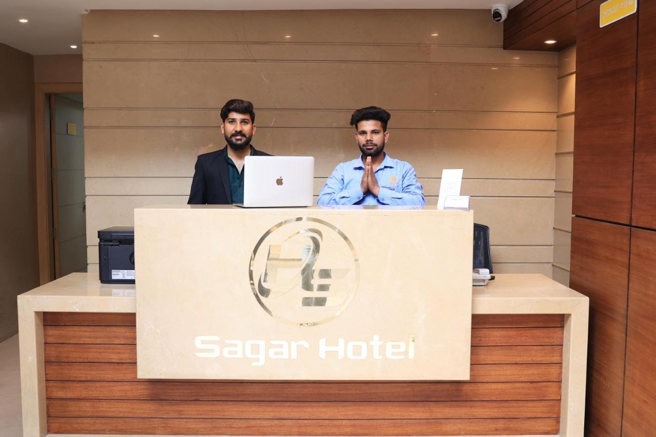 Sagar Hotel Amritsar Exteriör bild