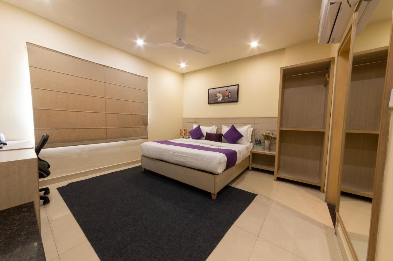 Sagar Hotel Amritsar Exteriör bild