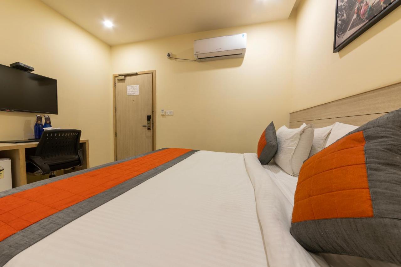 Sagar Hotel Amritsar Exteriör bild