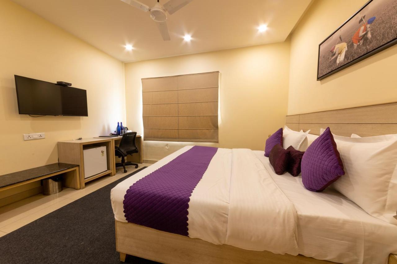 Sagar Hotel Amritsar Exteriör bild