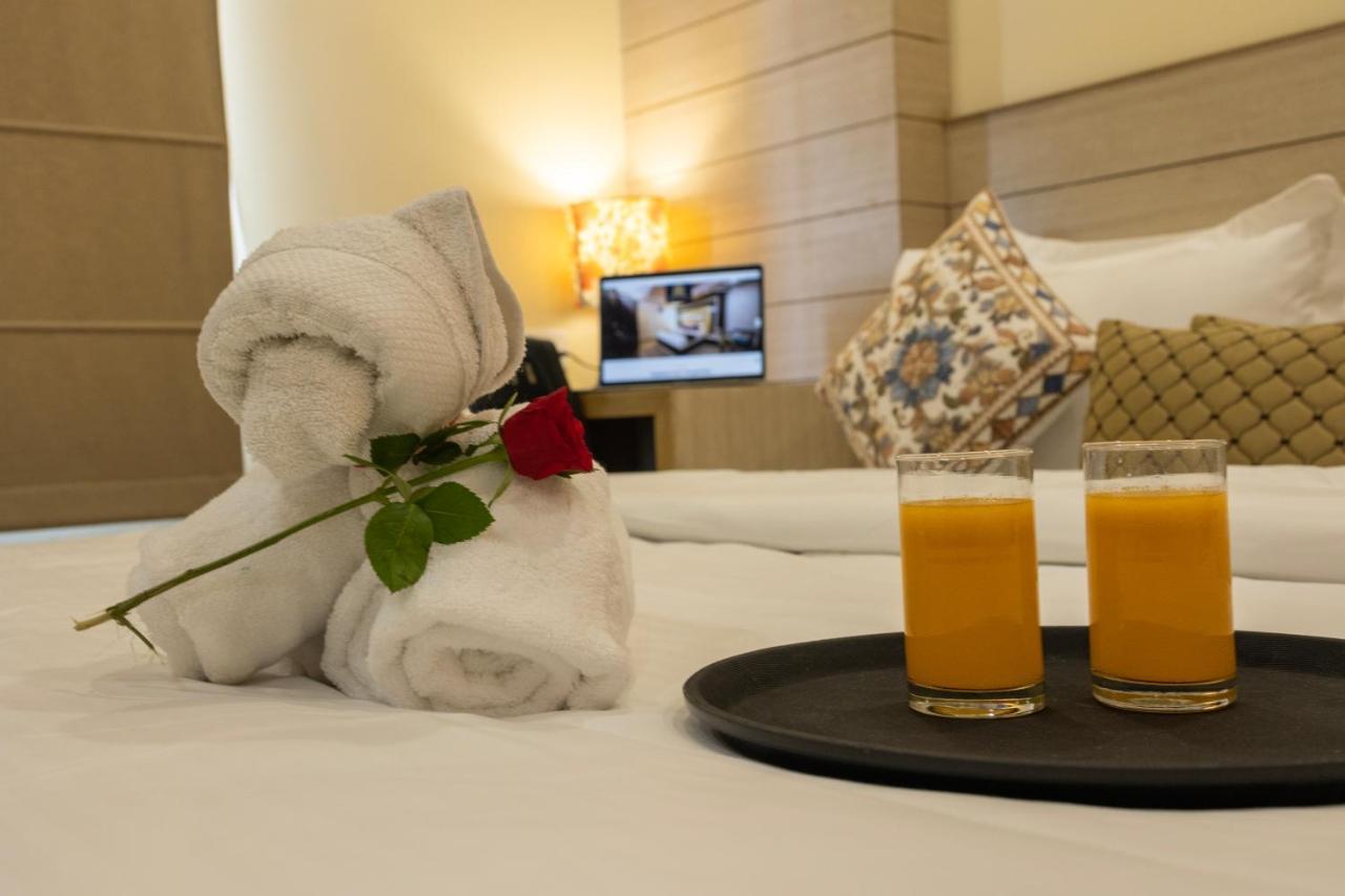 Sagar Hotel Amritsar Exteriör bild